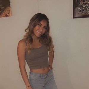 Meet your Posher, Jenn